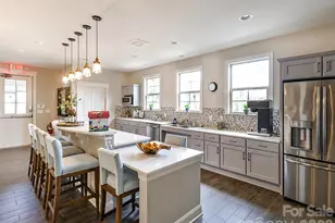2205 Lincolnshire Ln, Waxhaw, NC 28173 - Photo 37