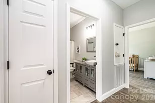 29 Central Ave, Granite Falls, NC 28630 - Photo 15