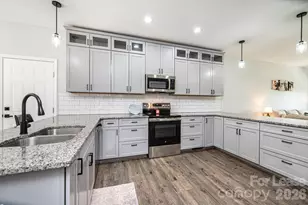 29 Central Ave, Granite Falls, NC 28630 - Photo 7