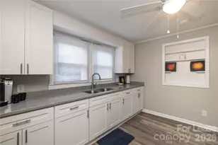 1488 Hilltop St, Albemarle, NC 28001 - Photo 9