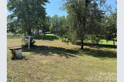 1650 Berkley Street SW, Lenoir, NC 28645 - Photo 11