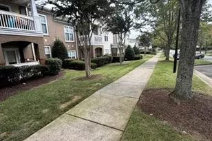 16638 Amberside Rd E, Cornelius, NC 28031 - Photo 11