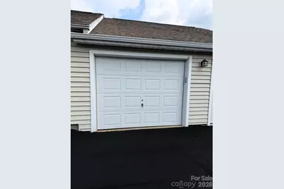 16638 Amberside Road E, Cornelius, NC 28031 - Photo 3