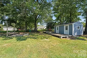 1911 Central Dr, Kannapolis, NC 28083 - Photo 19