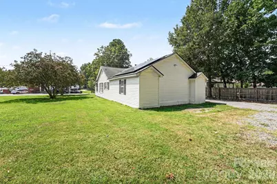 1911 Central Drive, Kannapolis, NC 28083 - Photo 21