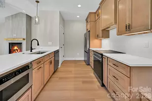 34 Mountain View Rd, Asheville, NC 28805 - Photo 17