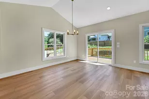 34 Mountain View Rd, Asheville, NC 28805 - Photo 13