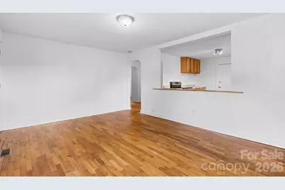 3221 1st Avenue Drive SE, Conover, NC 28613 - Photo 5