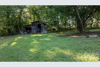3221 1st Avenue Drive SE, Conover, NC 28613 - Photo 31