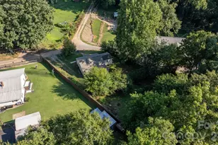 3221 1st Ave Dr SE, Conover, NC 28613 - Photo 43