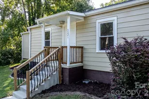 3221 1st Ave Dr SE, Conover, NC 28613 - Photo 3