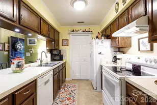 135 Cedar Hollow St, Fort Mill, SC 29715 - Photo 11