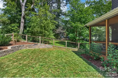 134 Shelburne Road, Asheville, NC 28806 - Photo 5