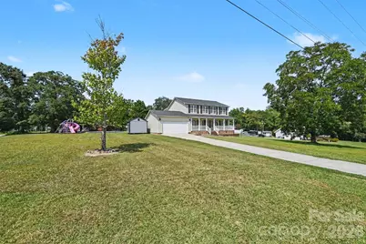204 Rowland Avenue, Heath Springs, SC 29058 - Photo 3