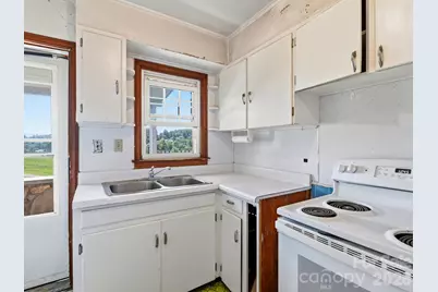 1279 Charlotte Highway, Fairview, NC 28730 - Photo 13