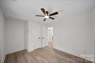 6800 Ludwig Dr, Charlotte, NC 28215 - Photo 15