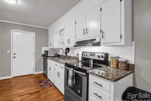 252 Old Sunshine Rd, Bostic, NC 28018 - Photo 11