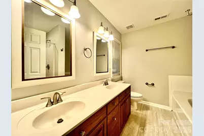 4409 Stonefield Drive, Charlotte, NC 28269 - Photo 15