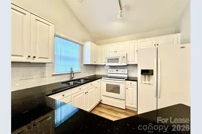 4409 Stonefield Drive, Charlotte, NC 28269 - Photo 7