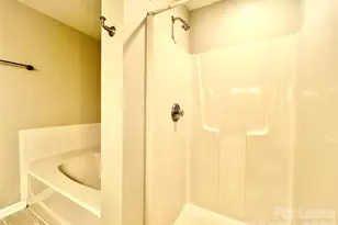 4409 Stonefield Dr, Charlotte, NC 28269 - Photo 17