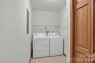 44 Autumn Vw Dr, Hendersonville, NC 28792 - Photo 23
