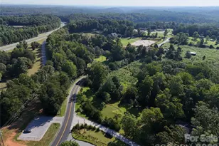 70 Fox Mountain Rd, Columbus, NC 28722 - Photo 11