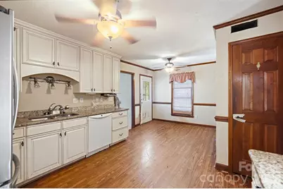 3321 Chilham Place, Charlotte, NC 28226 - Photo 11