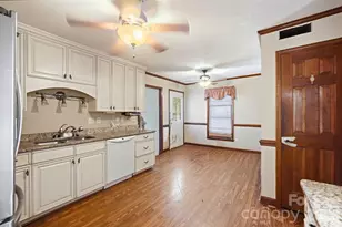 3321 Chilham Pl, Charlotte, NC 28226 - Photo 11