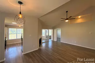 5803 Amity Springs Dr, Charlotte, NC 28212 - Photo 5