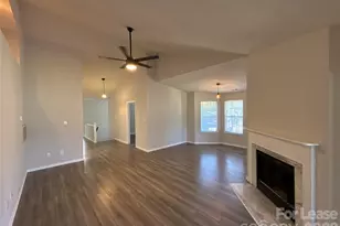 5803 Amity Springs Dr, Charlotte, NC 28212 - Photo 3