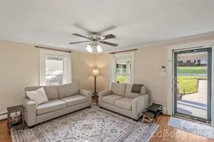 1810 Central Dr, Kannapolis, NC 28083 - Photo 3
