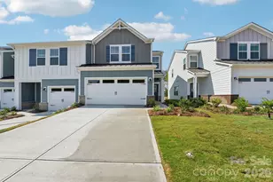 8236 Hidden Spgs Trl, Charlotte, NC 28216 - Photo 1