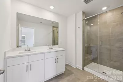 8236 Hidden Springs Trail, Charlotte, NC 28216 - Photo 15