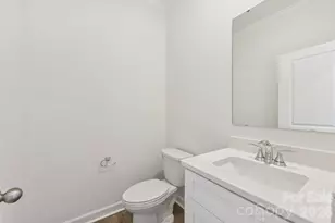 8236 Hidden Spgs Trl, Charlotte, NC 28216 - Photo 19