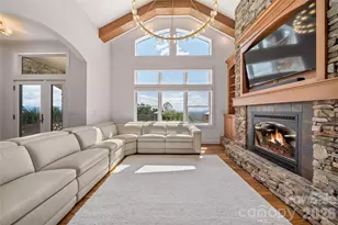 4 Chimney Crest Dr, Asheville, NC 28806 - Photo 3