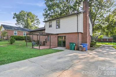 13519 Four Oaks Lane, Matthews, NC 28105 - Photo 7