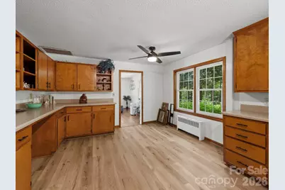 689 S Trade Street, Tryon, NC 28782 - Photo 7