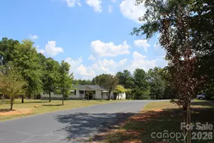 4171 Old Hills Bridge Rd, Enoree, SC 29335 - Photo 15