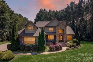 6653 Goose Point Dr, Lake Norman of Catawba, NC 28037 - Photo 1