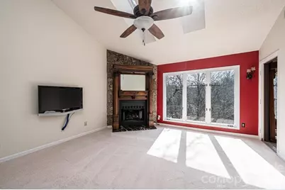 2231 6th Street NW #16, Hickory, NC 28601 - Photo 7