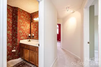 2231 6th Street NW #16, Hickory, NC 28601 - Photo 29