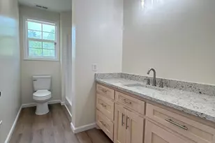 917 W Pine St, Blacksburg, SC 29702 - Photo 15
