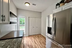1309 Anthem Ct, Charlotte, NC 28205 - Photo 5