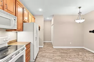 3225 Abbey Walk Ln, Matthews, NC 28105 - Photo 17