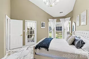 3907 Yorkford Dr, Charlotte, NC 28269 - Photo 21