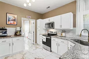 3907 Yorkford Dr, Charlotte, NC 28269 - Photo 13