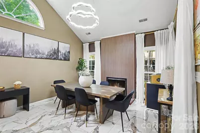 3907 Yorkford Drive, Charlotte, NC 28269 - Photo 9