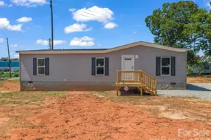 276 Mulberry St, Forest City, NC 28043 - Photo 3