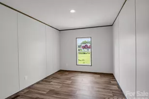 276 Mulberry St, Forest City, NC 28043 - Photo 13
