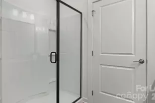 305 Prine Pl, Charlotte, NC 28213 - Photo 31